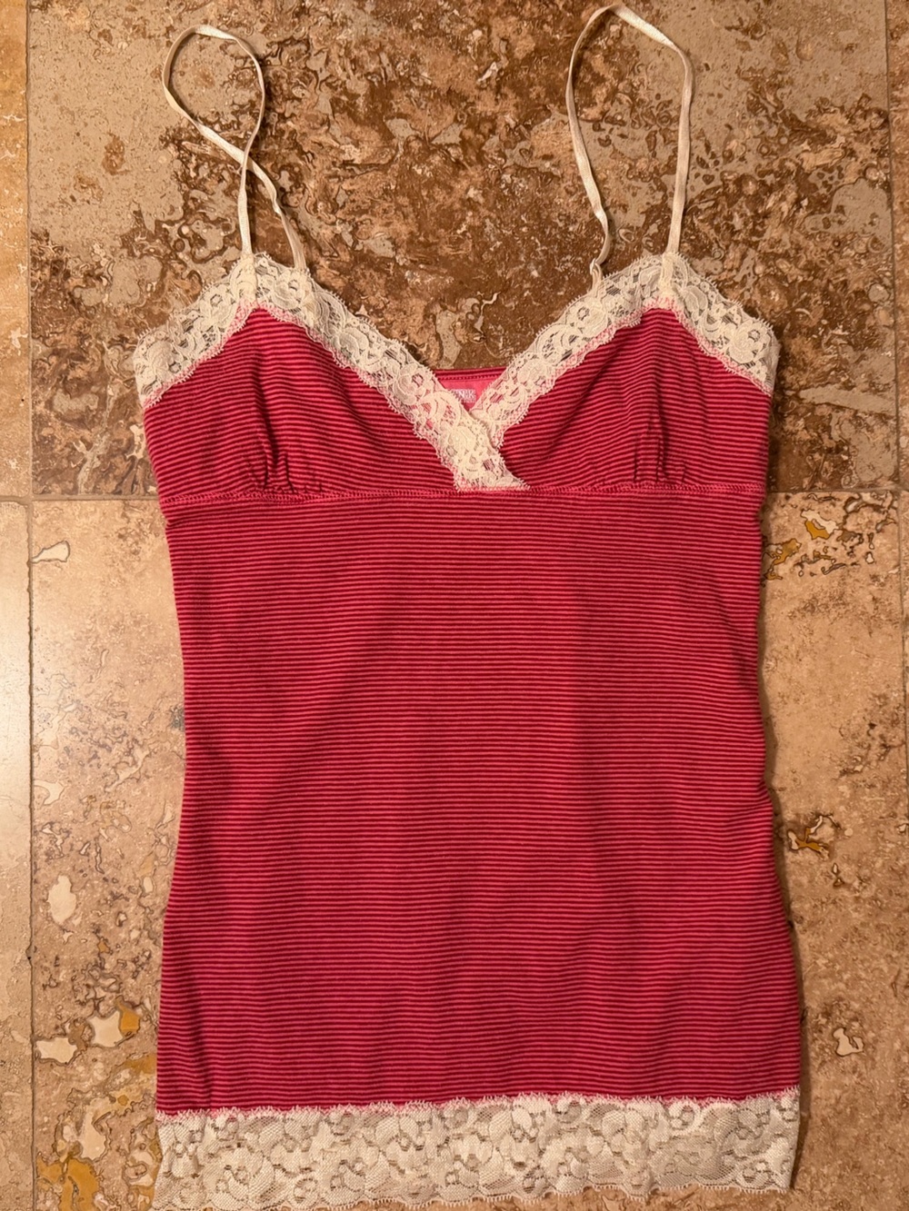 Vtg Y2K PINK Victoria’s Secret Ribbed Laced Trim Cami Top XS